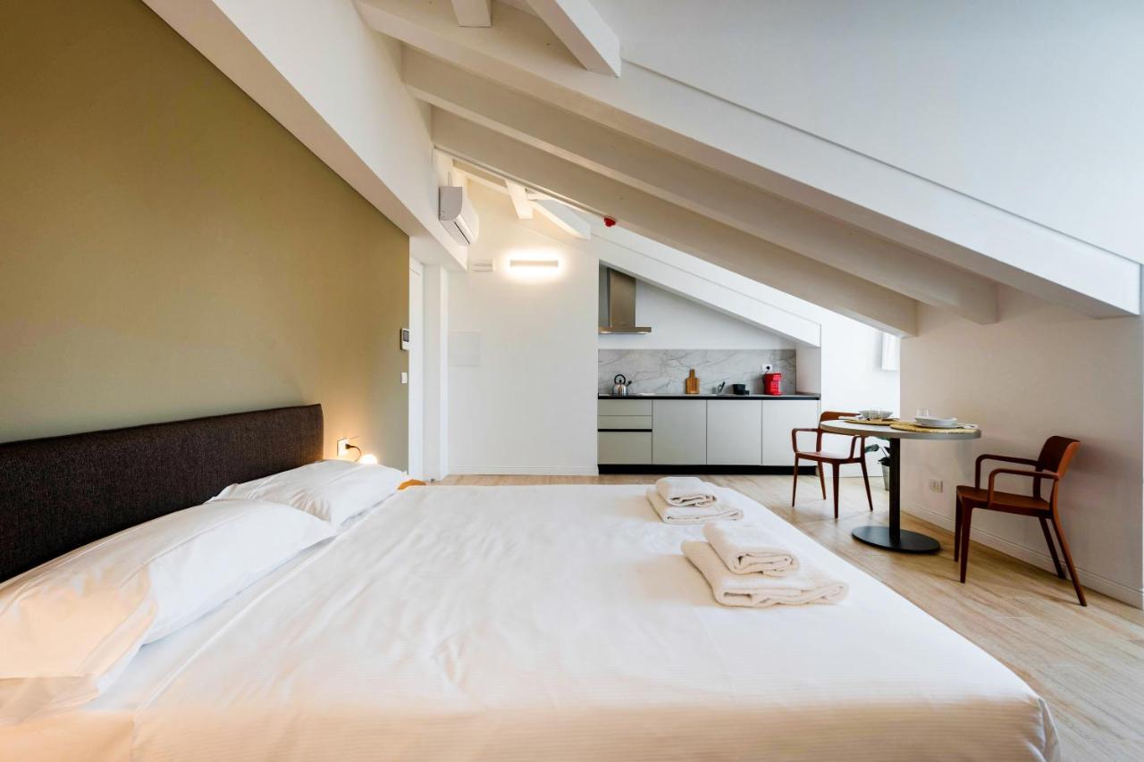 Domo Premium Apartments - Trieste Mazzini ภายนอก รูปภาพ