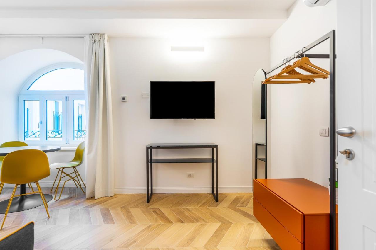 Domo Premium Apartments - Trieste Mazzini ภายนอก รูปภาพ