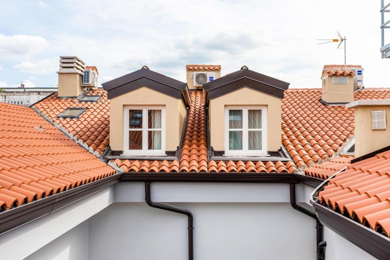 Domo Premium Apartments - Trieste Mazzini ภายนอก รูปภาพ