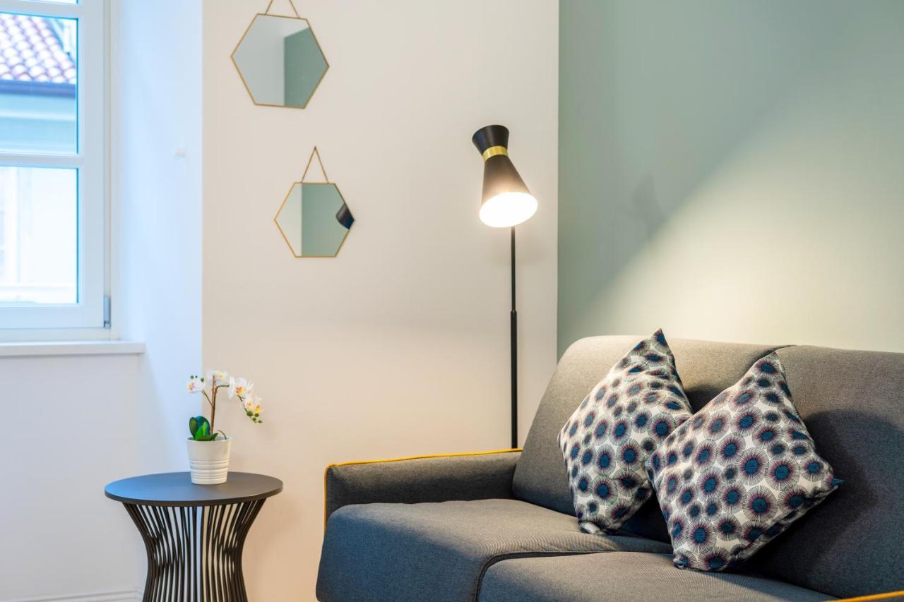 Domo Premium Apartments - Trieste Mazzini ภายนอก รูปภาพ