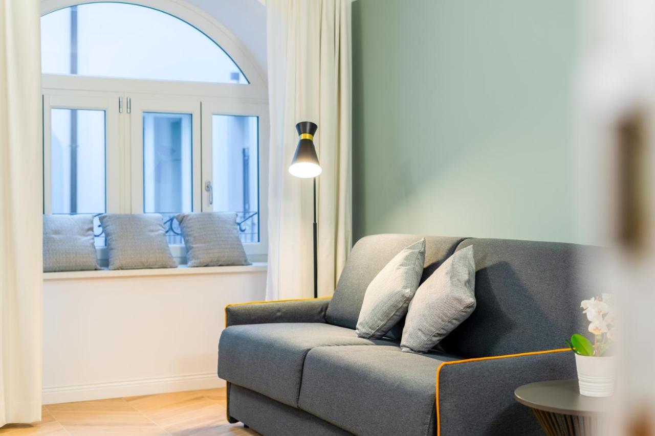 Domo Premium Apartments - Trieste Mazzini ภายนอก รูปภาพ