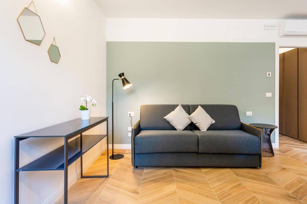 Domo Premium Apartments - Trieste Mazzini ภายนอก รูปภาพ