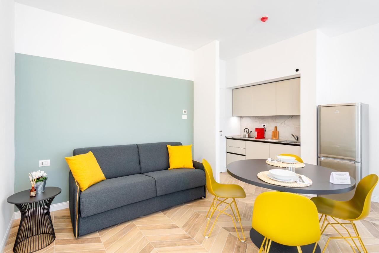 Domo Premium Apartments - Trieste Mazzini ภายนอก รูปภาพ