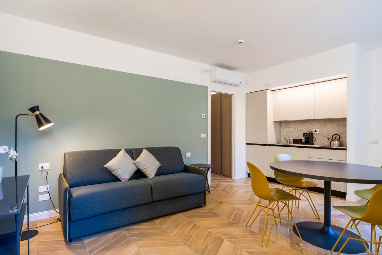 Domo Premium Apartments - Trieste Mazzini ภายนอก รูปภาพ